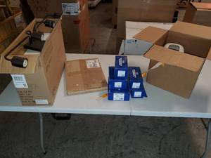 lot 3450 image: Lot of Misc Items