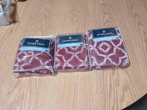 lot 14332 image: set of 3 Living Logic Ll Branford 50 In. X 84 In. Burgundy 84-in Navy Polyester Grommet