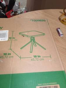 lot 14385 image: Garden Treasures Pelham Bay Square End Table 18-in W X 18-in L Fts00755a 1099820