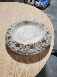 lot 14428 image: Stone Bird bath