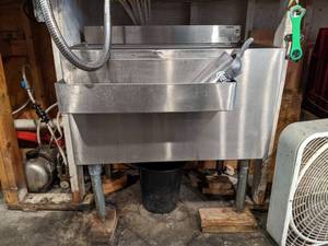 lot 8503 image: Krowne Sink