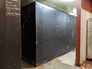 lot 8506 image: Walk In Freezer