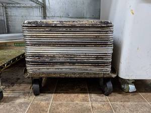 lot 8512 image: Pan Racks On Rolling Cart