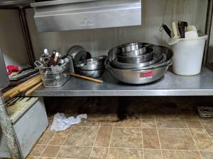 lot 8522 image: Assorted Items