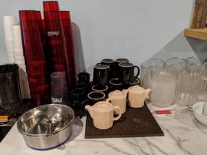 lot 8552 image: Plastic Cups, Coffee Mugs, Plastic Pitchers And More