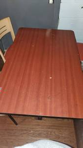 lot 8562 image: 4ft Dining Table With 3 Chairs