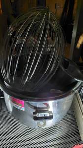 lot 8589 image: 20 QT Hobart Attachments