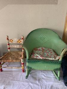 lot 4599 image: Pair of Vintage Childrens Chairs Need TLC Location E1