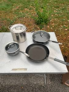 lot 4618 image: Set of 4 Pots and Pans Location A4