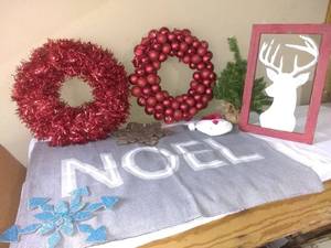 lot 4623 image: Lot Of Various Christmas Home Decorations Red Wreaths, Noel Mat