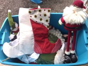 lot 4625 image: Mega Lot Of Assorted Christmas Home Decor