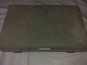 lot 4654 image: Husky Tools Combo Pneumatic Torque Wrench Set In Carrying Case