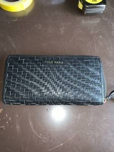 lot 4673 image: Cole Haan Weaved Leather Wallet Location B2