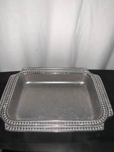lot 4689 image: Wilton Armetale Baking Dish Location B1