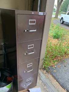 lot 4696 image: Four Drawer Brown Metal File Cabinet