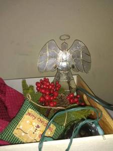 lot 4713 image: Small Lot Of Assorted Christmas Accessories Lights, Ornaments Etc In A Cool Box