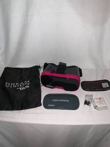 lot 4717 image: Dream Vision Pro Virtual Reality Goggles by Tzumi Location C3