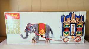 lot 5002 image: Steiff Golden Age of the Circus Elephant and Wagon in Original Box Limited Edition with COA - Retired