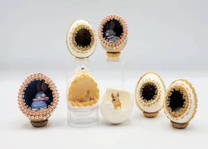 lot 5019 image: 7 Decorative Egg Dioramas