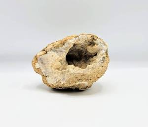 lot 5025 image: Natural Geode 5.25w x 4d x 4t