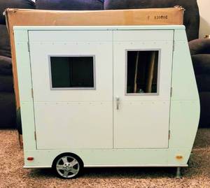 lot 5015 image: American Girl Doll Lanies Camper & Gear - New in the Box - rare to find one unused