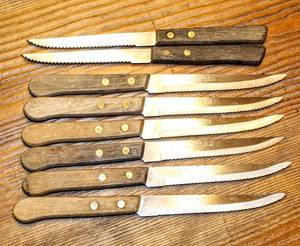 lot 5072 image: Vintage 6 Piece Set of Broomfield 3926 Knives, and Flint Canadian plus others
