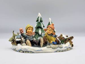 lot 5131 image: 1999 Goebel Hummel ICY ADVENTURE 3 Piece Set Mark # 1039-D