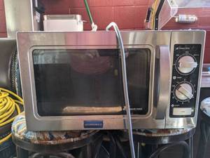 lot 5421 image: Radiance Commercial Microwave TMW-1100NM