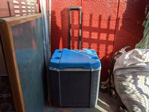 lot 5439 image: Igloo 60Qt Rolling Cooler