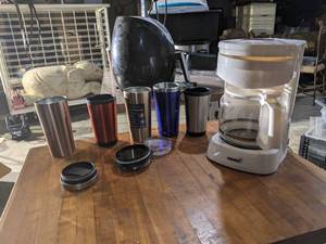 lot 6362 image: Coffee Pot And Assorted Mugs