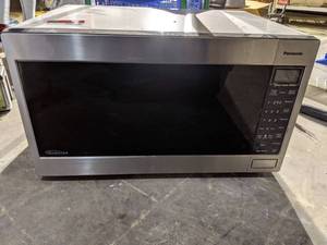 lot 6373 image: Panasonic Inverter Microwave