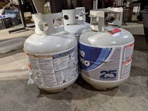 lot 6374 image: (3) Propane Tanks