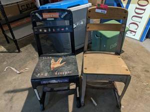 lot 6386 image: (2) Childrens Tables