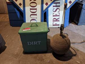 lot 6387 image: Vintage Tin Container And Lamp