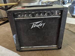 lot 6390 image: Peavey Amp Blazer 158