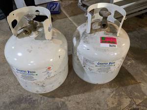 lot 6394 image: (2) Propane Tanks