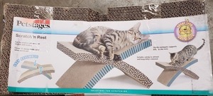 lot 149 image: Petstages Scratch n Rest Cat Accessories