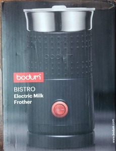 lot 199 image: Bodum Bistro Electric Milk Frother, Black, 13.5 Ounce