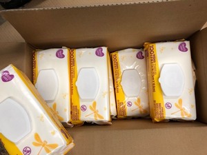 lot 492 image: Parents Choice Fresh Scent Baby Wipes, 8 packs of 100 (800 count)
