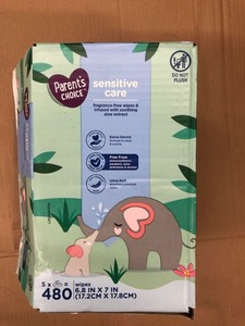 lot 500 image: Parents Choice Sensitive with Soothing Aloe Baby Wipes, 5 packs of 96 (480 count)