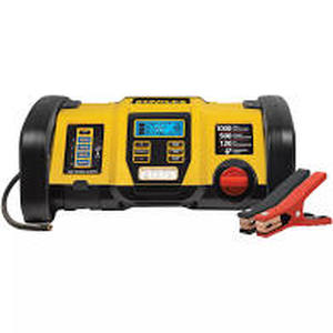 lot 114 image: Stanley Fatmax 1000 Peak Amp Power Station