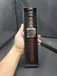 lot 2002 image: PUREDIAL THE SQUARE LEGACY WATCH
