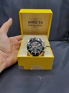 lot 2005 image: Invicta Mens Watch MSRP $495.00