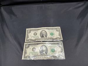 lot 2057 image: Lot of 2, $2 Dollars Bills