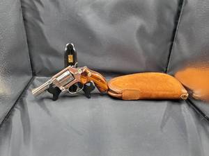 lot 2077 image: Smith & Wesson Model 36-1 .38 Special 3 Barrel Nickel