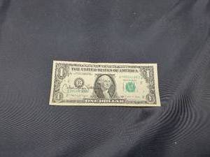 lot 2118 image: 1988 $1 Dollar Bill Signed by US Treasurer Catalina Vasquez Villalpando