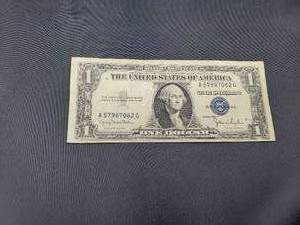 lot 2119 image: 1935 $1 Silver Certificate