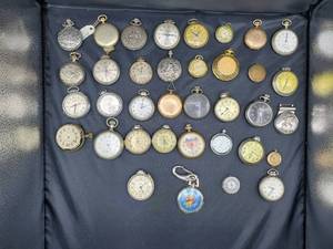 lot 2126 image: Lot of 36 Pocket Watches