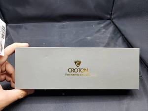 lot 2165 image: Croton Womens Quartz Wristwatch