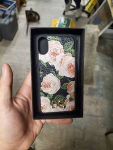 lot 2175 image: Dolce and Gabbana Iphone Case